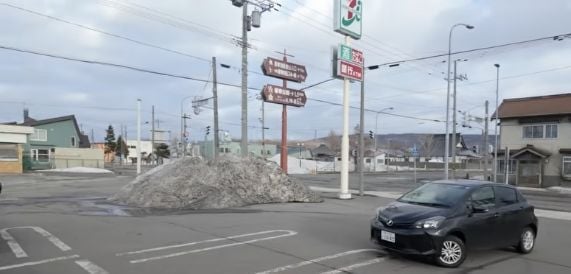 Ludwig · Episode 12 · Video still near 8:48. https://www.youtube.com/watch?v=y-MubC_tBEc&t=528