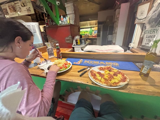 Alo Pizza (again) for Dinner — Day 4: Vive la France