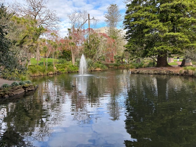 Auckland Domain Duck Pond — Day 2: Coast to Coast Walkway