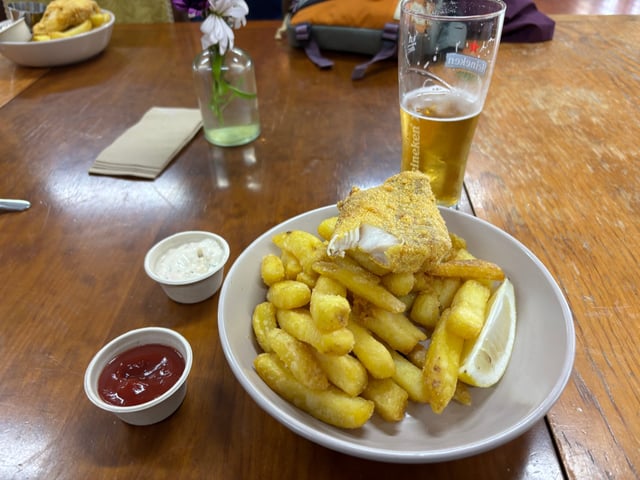 Fish & Chips in Piha — Day 6: Piha